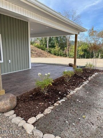 2496 Siam Road, Elizabethton, TN 37643