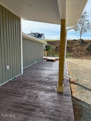 2496 Siam Road, Elizabethton, TN 37643