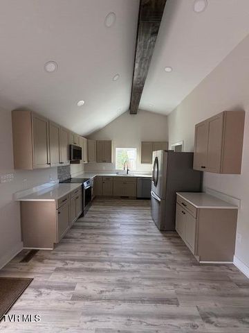 2496 Siam Road, Elizabethton, TN 37643