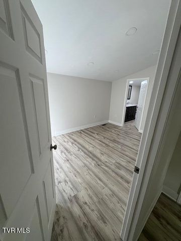 2496 Siam Road, Elizabethton, TN 37643