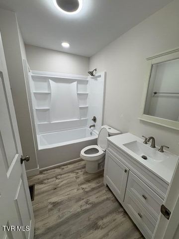 2496 Siam Road, Elizabethton, TN 37643