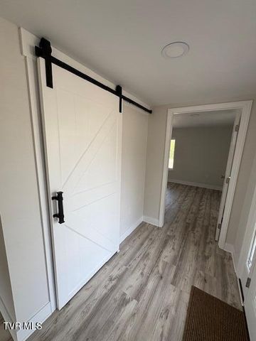 2496 Siam Road, Elizabethton, TN 37643