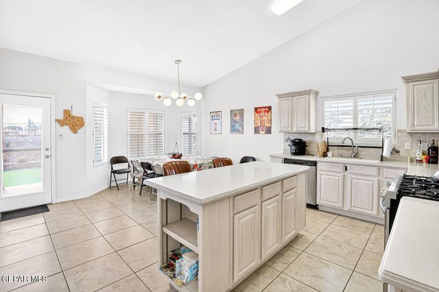 12225 SITTING BULL Drive, El Paso, TX 79936