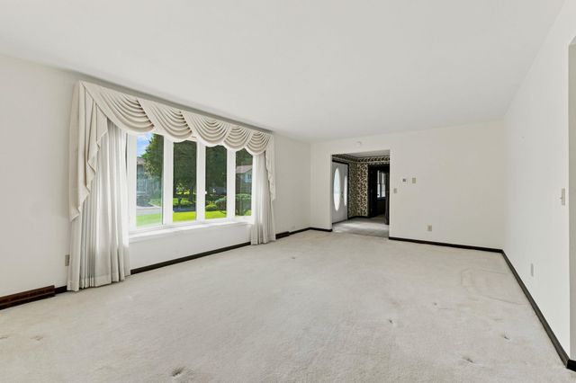 59567 Spicewood Drive, Goshen, IN 46528