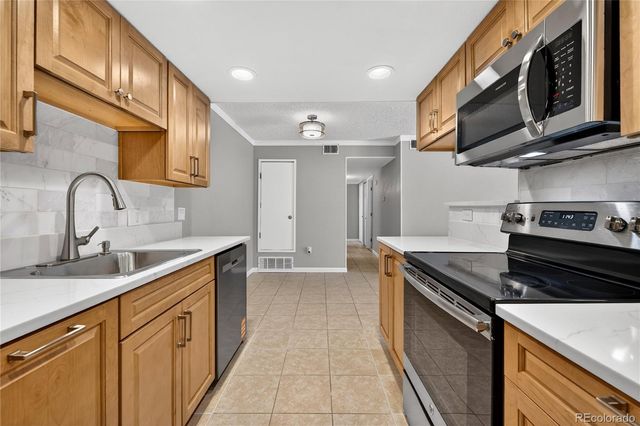 4400 S Quebec Street 101P, Denver, CO 80237