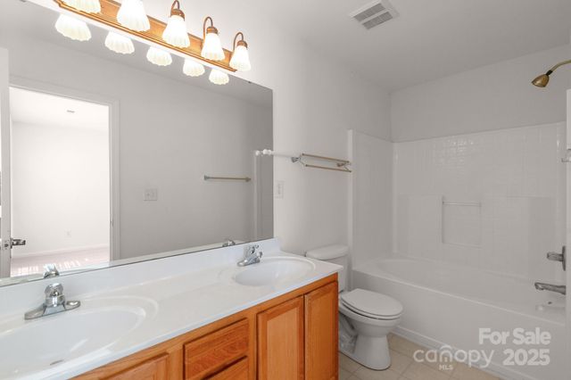 6308 Royal Celadon Way 35, Charlotte, NC 28269
