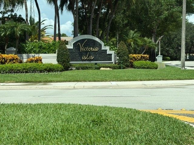 4874 NW 57th Mnr, Coconut Creek, FL 33073