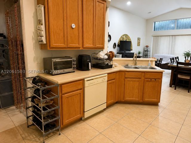 4874 NW 57th Mnr, Coconut Creek, FL 33073