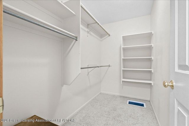325 Geneva Circle 16, Lansing, MI 48917