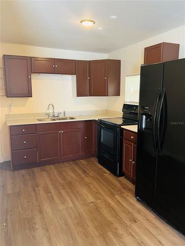 905 E CRAWFORD STREET, Tampa, FL 33604