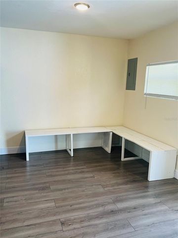 905 E CRAWFORD STREET, Tampa, FL 33604