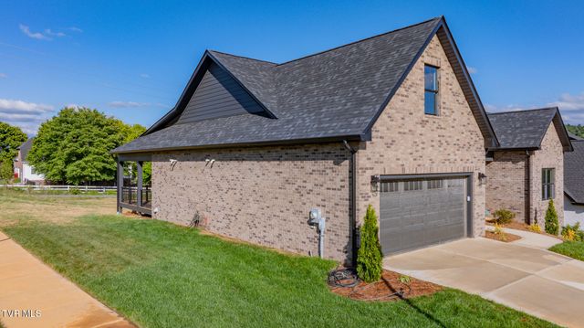 54 Glaze Farm Way, Johnson City, TN 37615