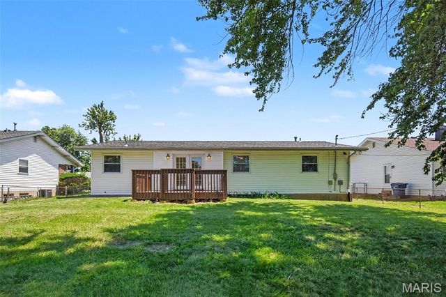 4423 Caracalla Drive, Florissant, MO 63033
