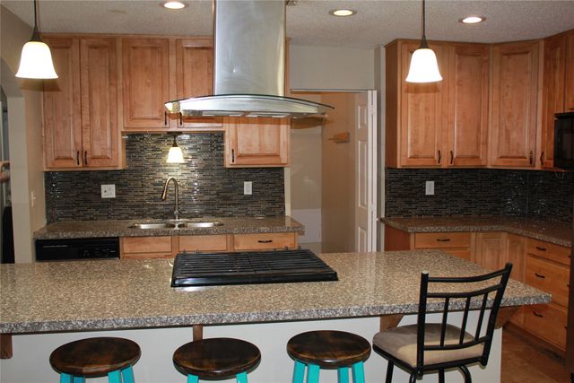 600 Travis Drive, Mineral Wells, TX 76067
