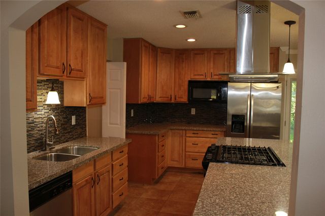 600 Travis Drive, Mineral Wells, TX 76067