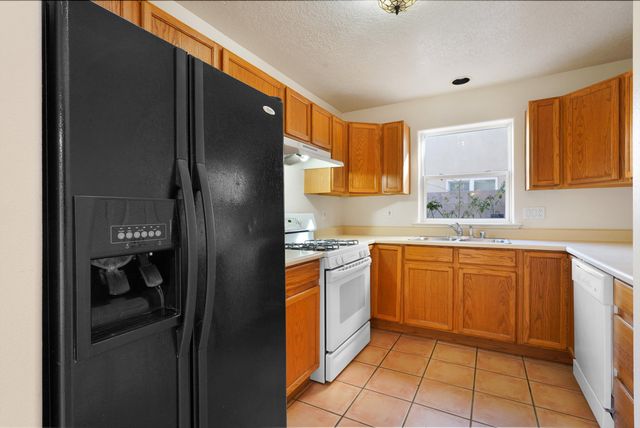 5227 Chris Court NW, Albuquerque, NM 87120