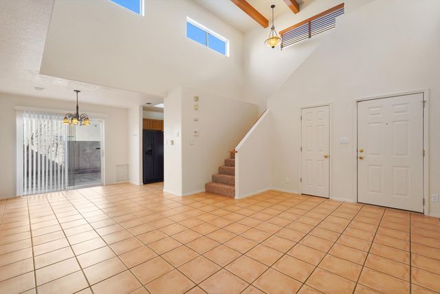 5227 Chris Court NW, Albuquerque, NM 87120