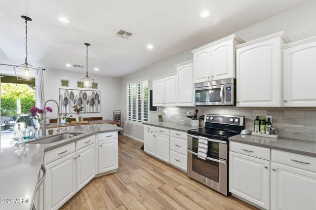 4551 S ADOBE Drive, Chandler, AZ 85249