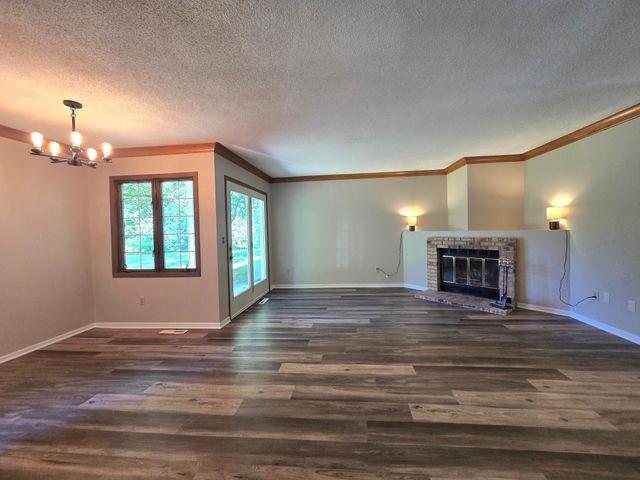 3545 Blue Jay Way 107, Eagan, MN 55123
