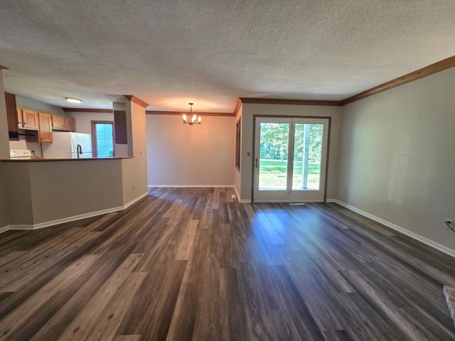 3545 Blue Jay Way 107, Eagan, MN 55123