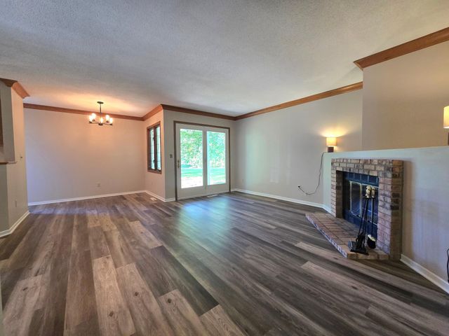3545 Blue Jay Way 107, Eagan, MN 55123