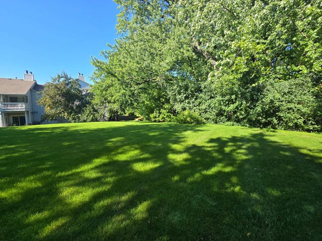 3545 Blue Jay Way 107, Eagan, MN 55123