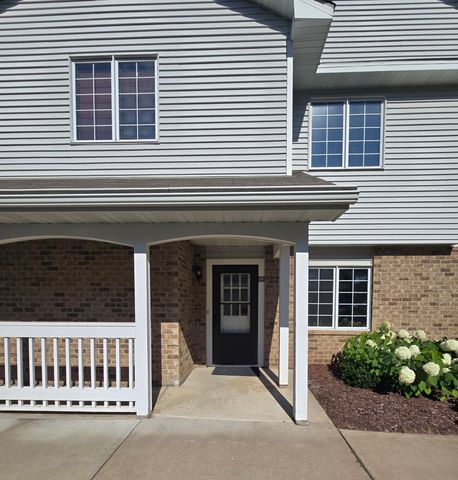 3545 Blue Jay Way 107, Eagan, MN 55123