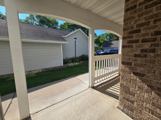 3545 Blue Jay Way 107, Eagan, MN 55123