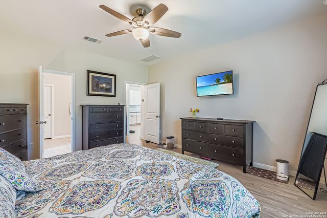 31773 NIMBUS DR, Bulverde, TX 78163