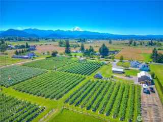 23206 SE 448th Street, Enumclaw, WA 98022