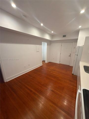 3677 Poinciana Ave 6A, Miami, FL 33133