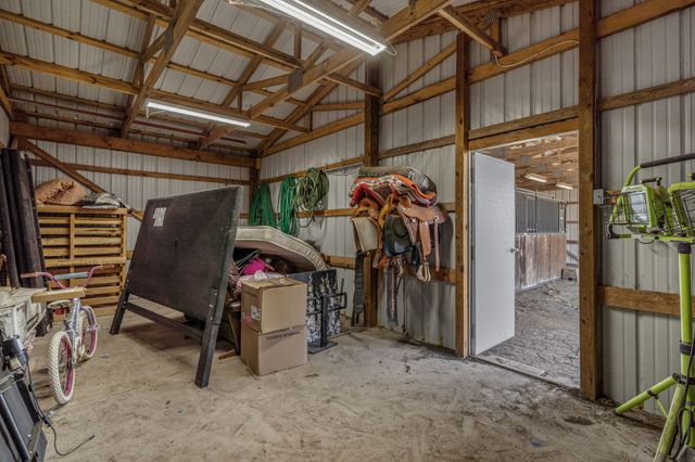 6501 Indian Trail, Sanger, TX 76266