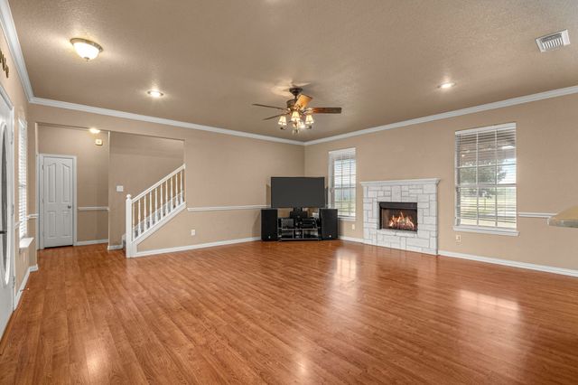 6501 Indian Trail, Sanger, TX 76266