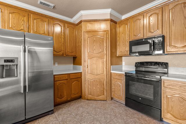 6501 Indian Trail, Sanger, TX 76266