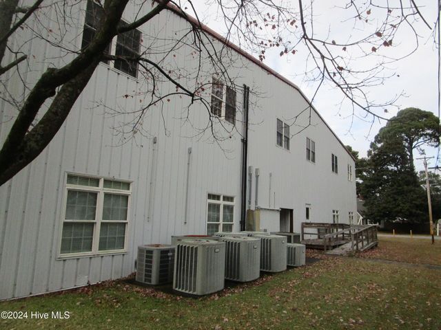 1104 W Main Street, Elizabeth City, NC 27909