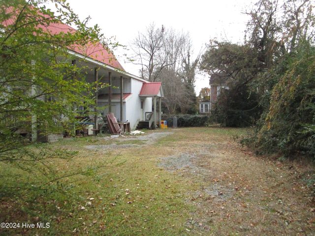 1104 W Main Street, Elizabeth City, NC 27909
