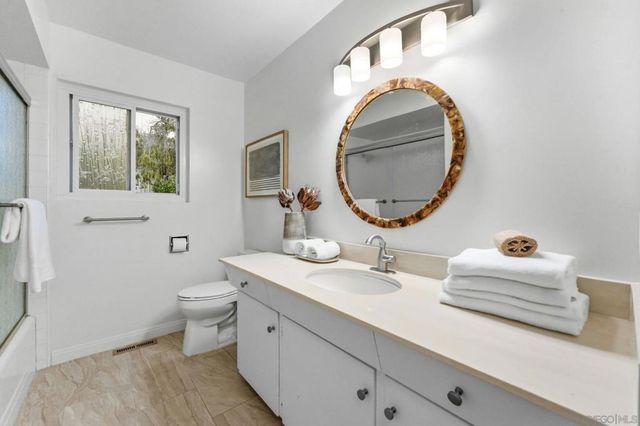 4815 Sunrise Hills Dr, El Cajon, CA 92020