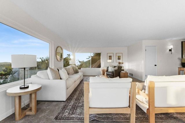 4815 Sunrise Hills Dr, El Cajon, CA 92020