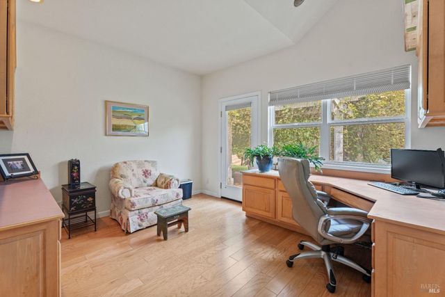 5081 Highway 175, Hopland, CA 95449