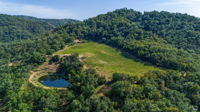 5081 Highway 175, Hopland, CA 95449