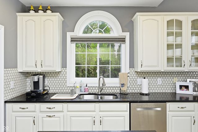 12343 Dubarry Drive, Carmel, IN 46033