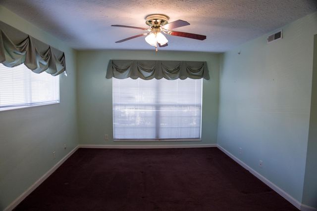 1200 Vina Vista Drive, 202, Cold Spring, KY 41076