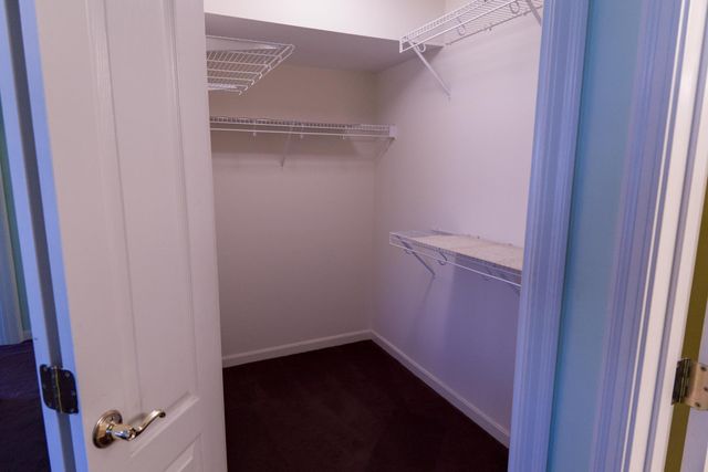 1200 Vina Vista Drive, 202, Cold Spring, KY 41076