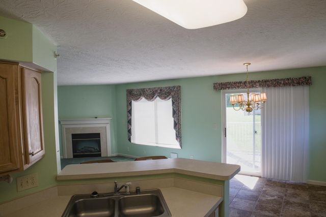 1200 Vina Vista Drive, 202, Cold Spring, KY 41076