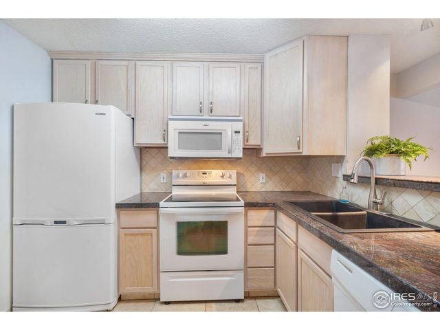 4862 E Kentucky Ave D, Denver, CO 80246