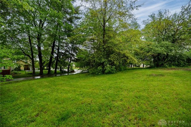 599 N Fairfield Road, Beavercreek, OH 45430