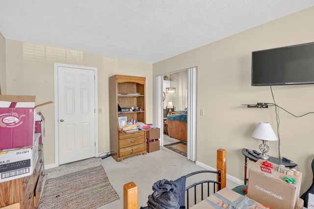 702 Maple Pl, Nashville, TN 37216