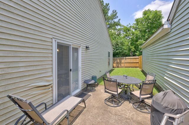 702 Maple Pl, Nashville, TN 37216