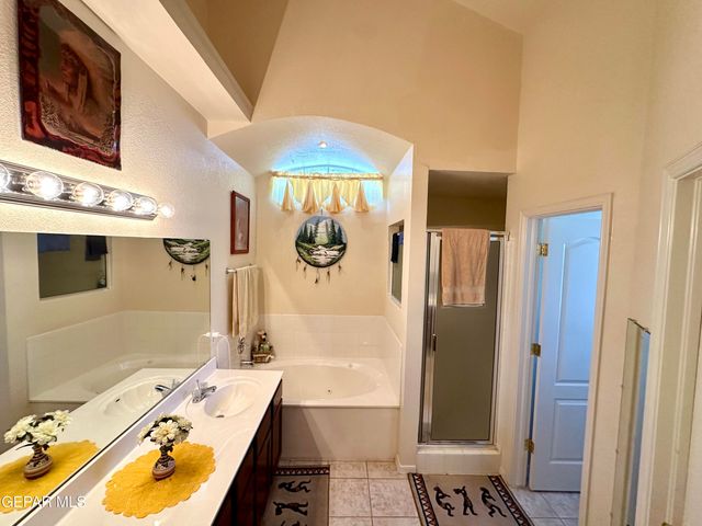 3064 TIERRA NORA Drive, El Paso, TX 79938