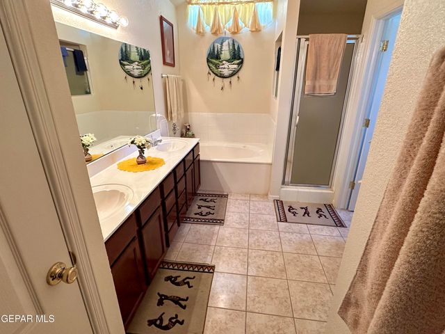 3064 TIERRA NORA Drive, El Paso, TX 79938